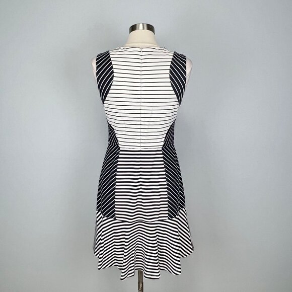 Shoshanna Womens Striped Ruffle Hem Sleeveless Dress Blue White size 8 - Picture 7 of 14